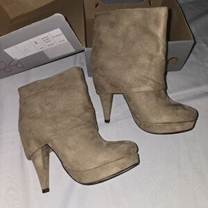 NEW CHARLOTTE RUSSE BOOTS